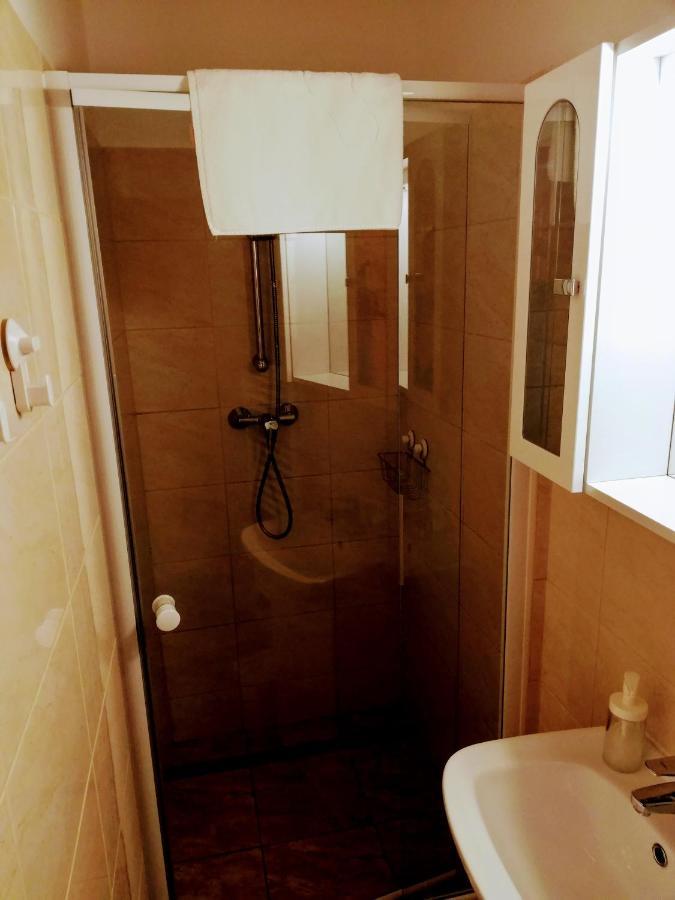 Lotuszvirag Vendeghaz Hotell Szekszárd Exteriör bild