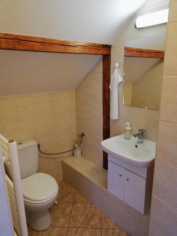 Lotuszvirag Vendeghaz Hotell Szekszárd Exteriör bild